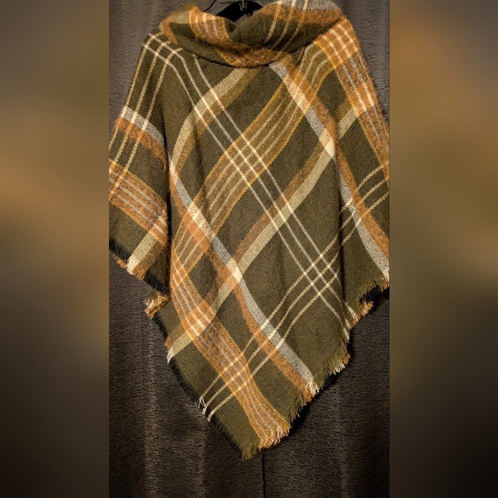 Plaid Ruana - Picture 2 of 3